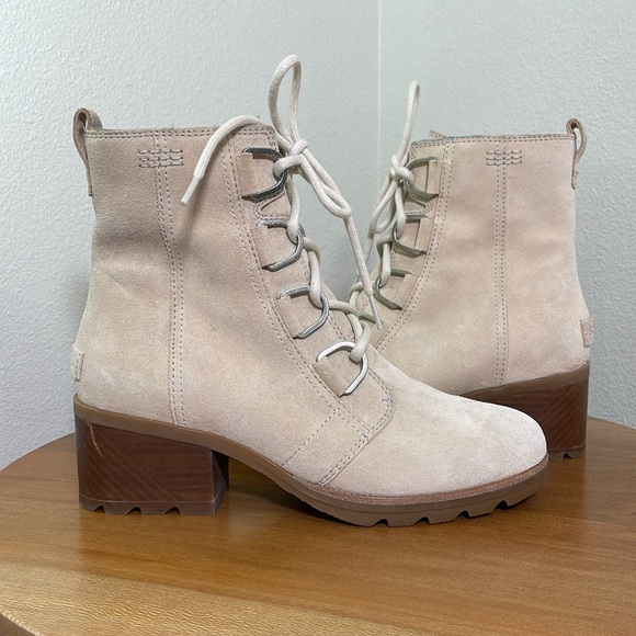 Women’s SOREL CATE™ LACE BOOTIE Suede Boots Booties Cream/Off White Size 8 - Picture 1 of 16
